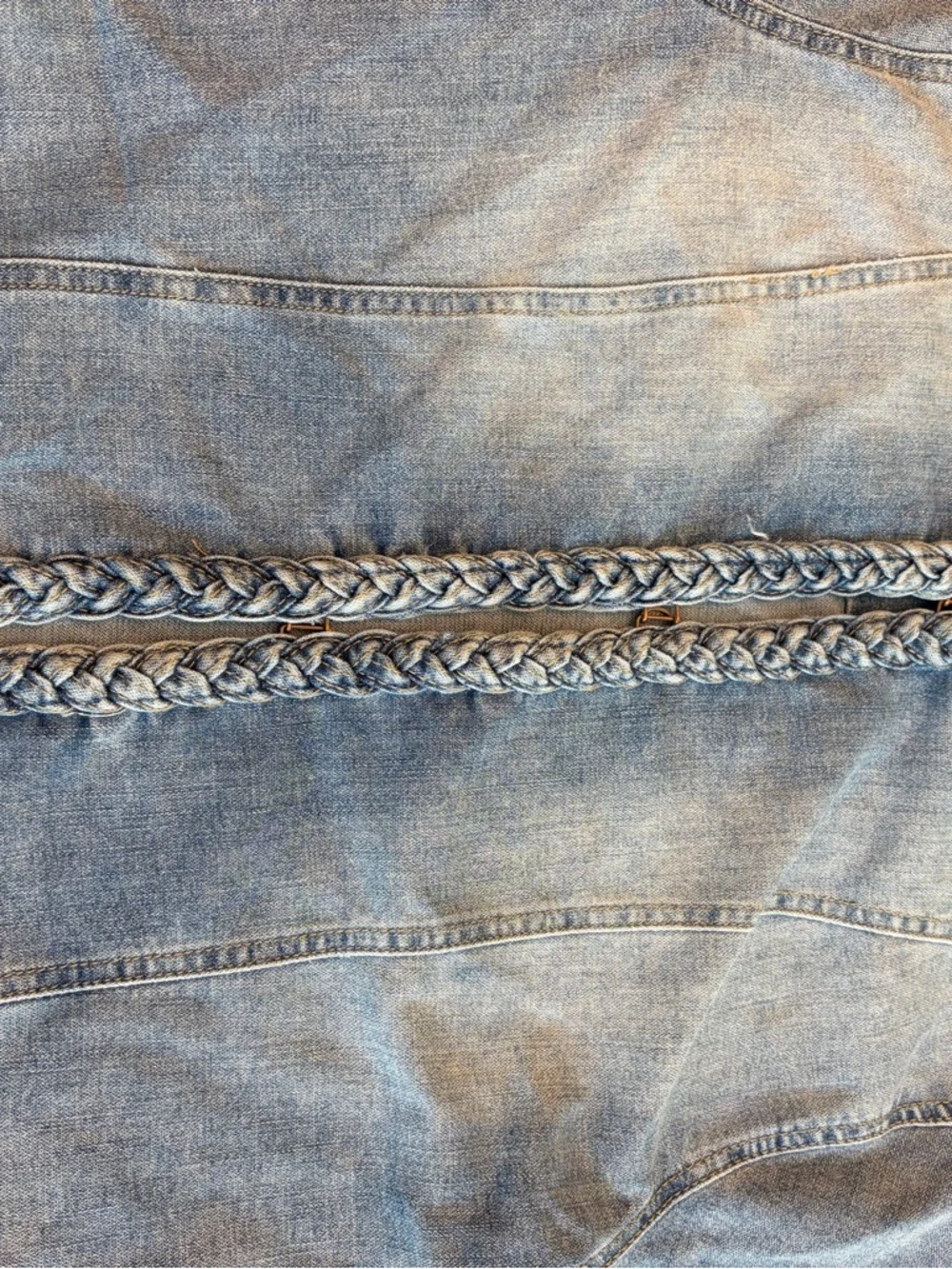 Curve Denim Cropped Jean Jacket - Light Blue - Picture 4 of 8